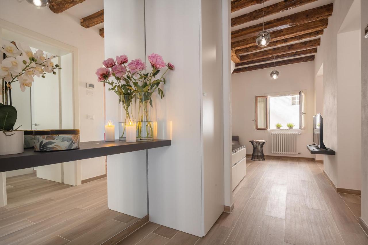 San Giacomo Dall'Orio Garden Apartment R&R ヴェネツィア エクステリア 写真